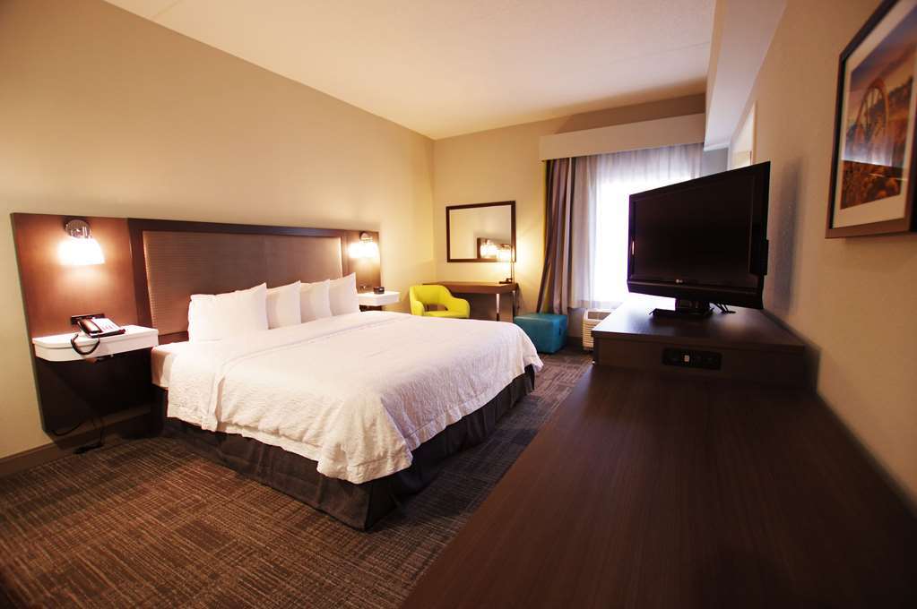 Hampton Inn Hagerstown-Maugansville Номер фото