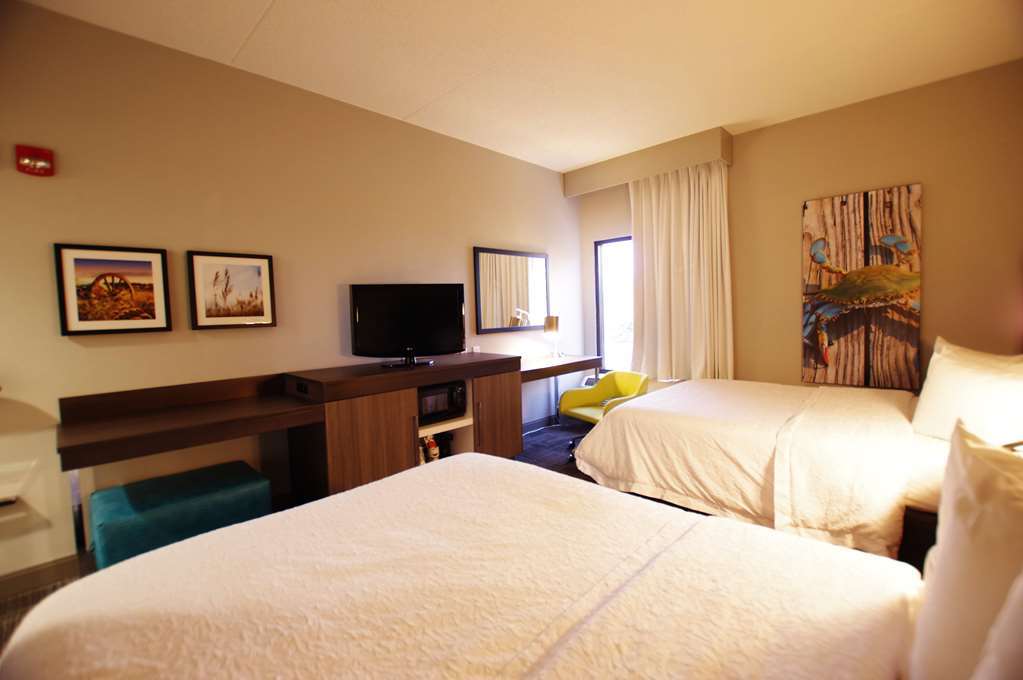Hampton Inn Hagerstown-Maugansville Номер фото