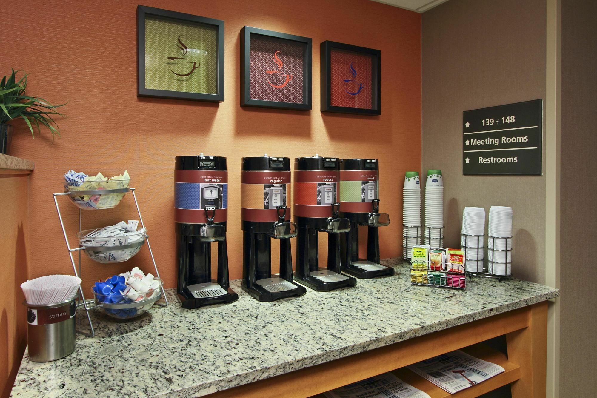 Hampton Inn Hagerstown-Maugansville Экстерьер фото